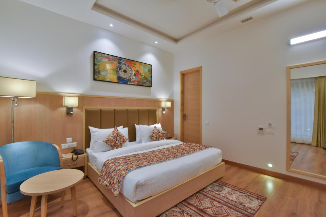 Surestay By Best Western Heritage Walk Amritsar Bagian luar foto