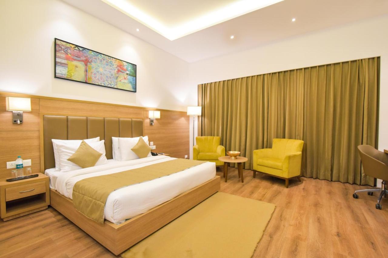 Surestay By Best Western Heritage Walk Amritsar Bagian luar foto