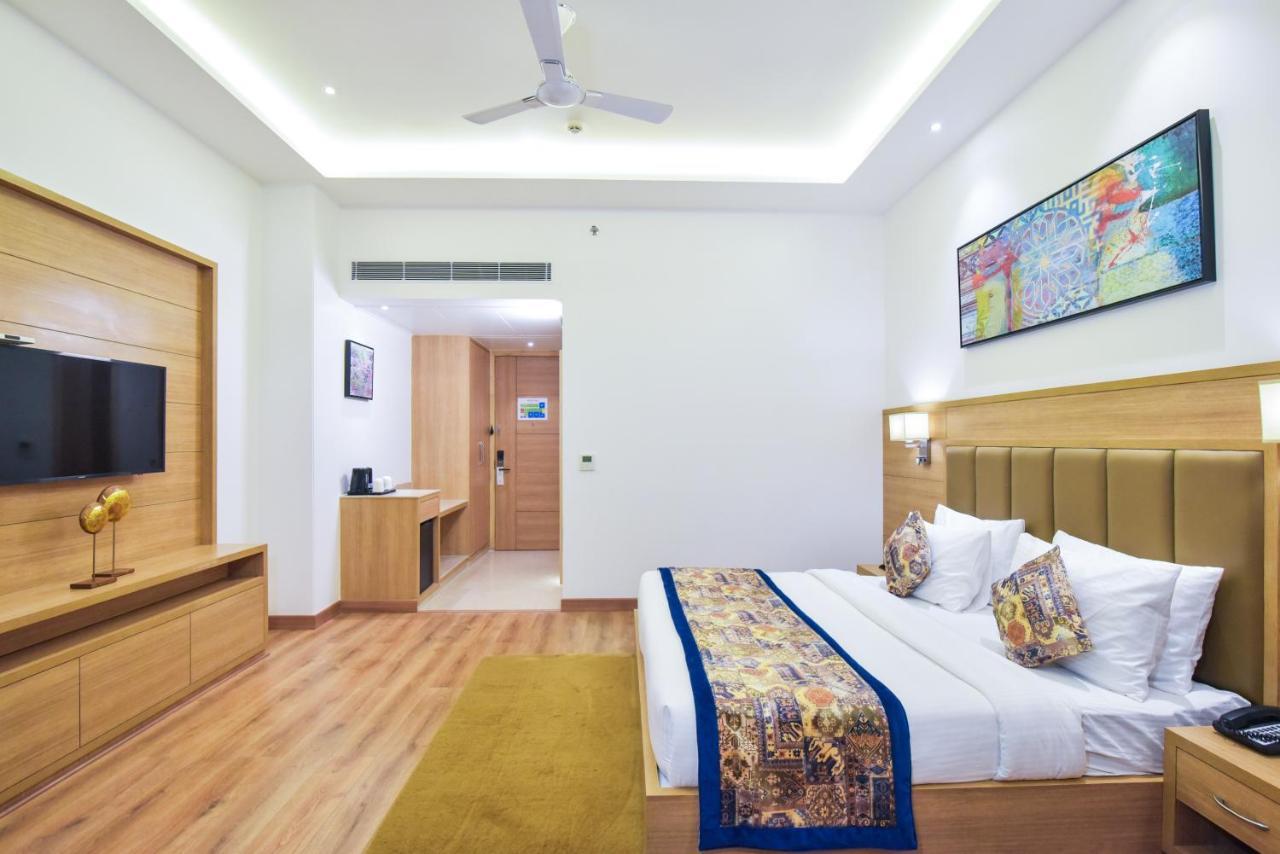 Surestay By Best Western Heritage Walk Amritsar Bagian luar foto